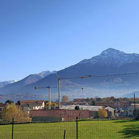 Apartment With Garden, View And Parking - Larihome A15 Domaso