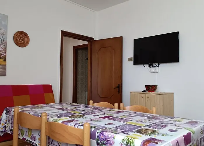 Apartment With Garden, View And Parking - Larihome A15