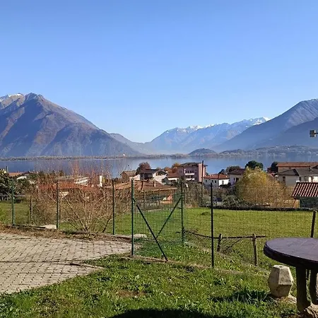 With Garden, View And Parking - Larihome A15 Lägenhet