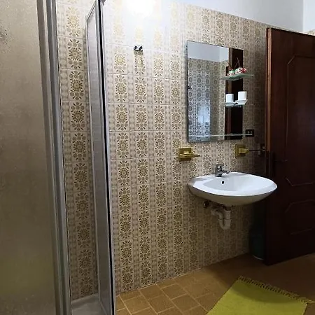 With Garden, View And Parking - Larihome A15 Appartement *